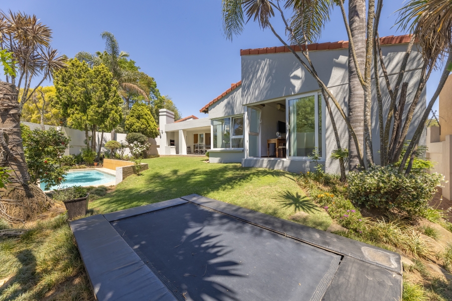 4 Bedroom Property for Sale in Woodmead Gauteng