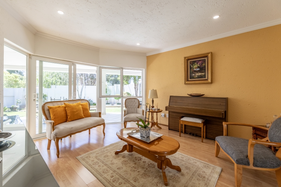 4 Bedroom Property for Sale in Woodmead Gauteng