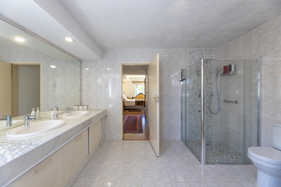 4 Bedroom Property for Sale in Woodmead Gauteng