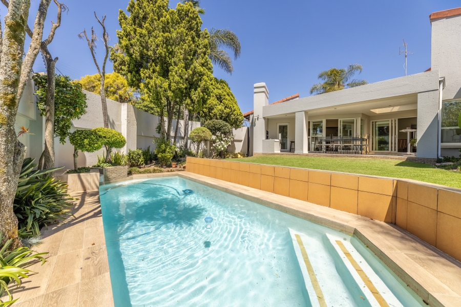 4 Bedroom Property for Sale in Woodmead Gauteng