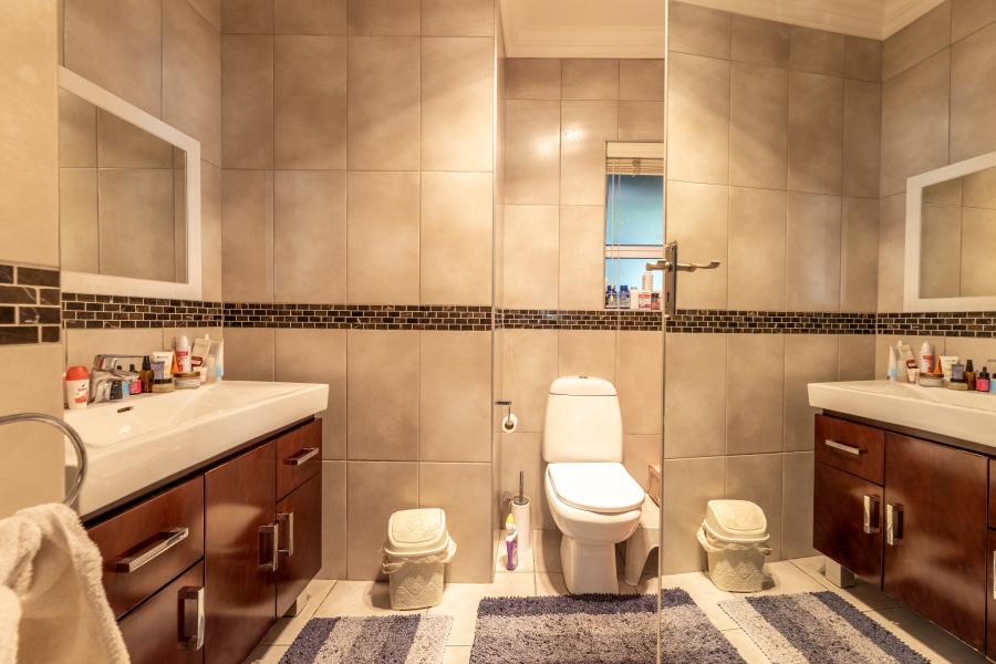 3 Bedroom Property for Sale in Bryanston Gauteng