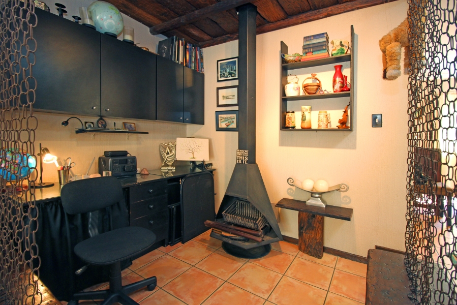 4 Bedroom Property for Sale in Weltevreden Park Gauteng