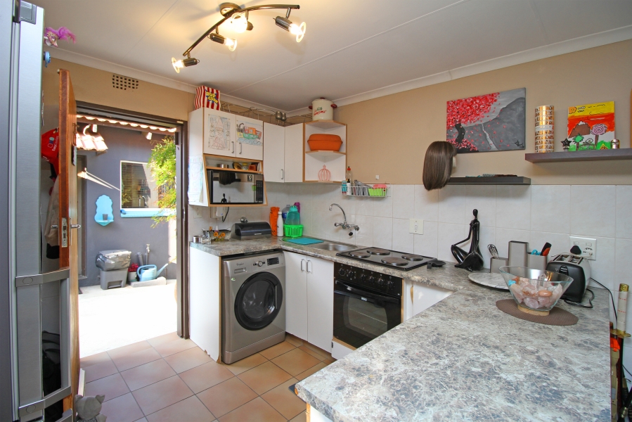 4 Bedroom Property for Sale in Weltevreden Park Gauteng