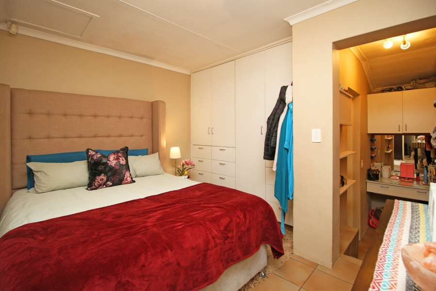 4 Bedroom Property for Sale in Weltevreden Park Gauteng