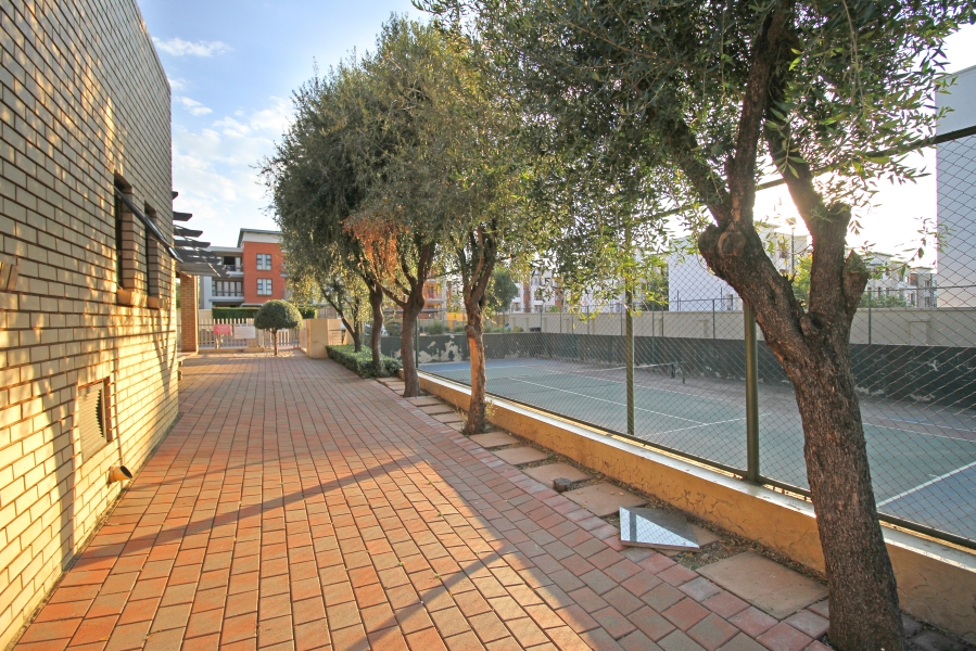 1 Bedroom Property for Sale in Ferndale Gauteng