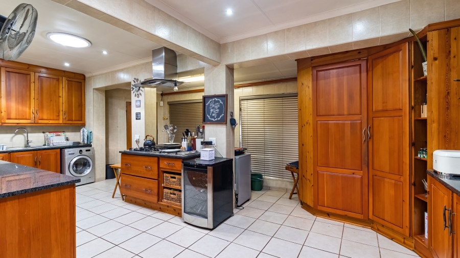 3 Bedroom Property for Sale in Parkrand Gauteng