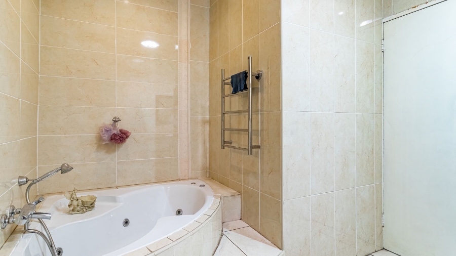 3 Bedroom Property for Sale in Parkrand Gauteng