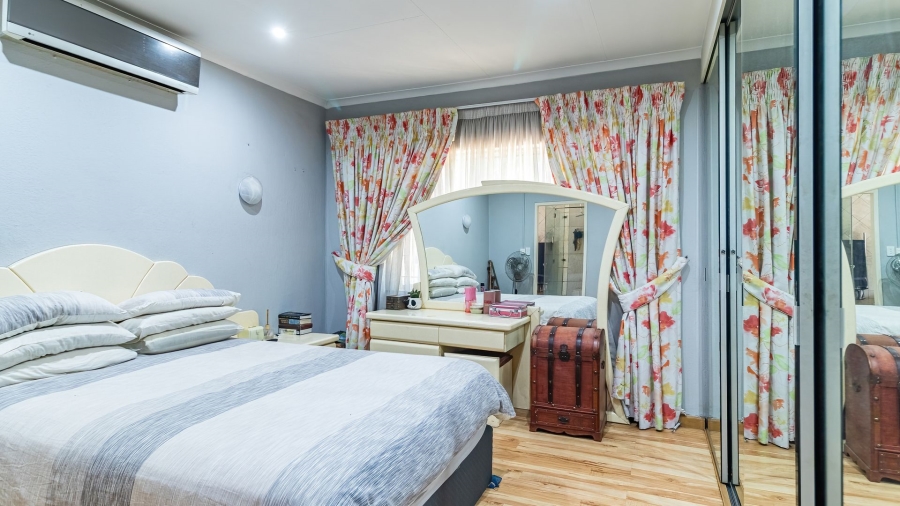 3 Bedroom Property for Sale in Parkrand Gauteng