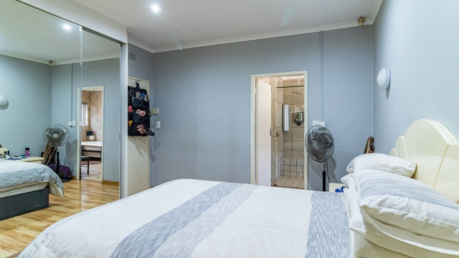 3 Bedroom Property for Sale in Parkrand Gauteng