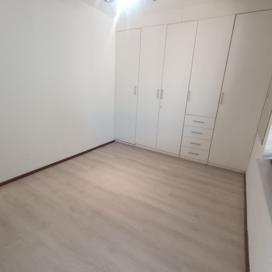 To Let 2 Bedroom Property for Rent in Westdene Gauteng