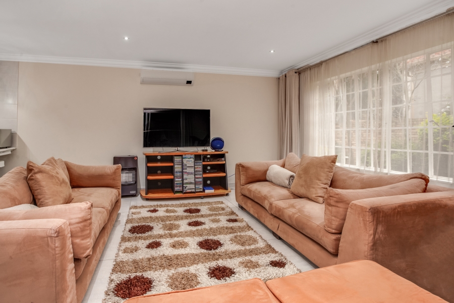 To Let 3 Bedroom Property for Rent in Craigavon Gauteng
