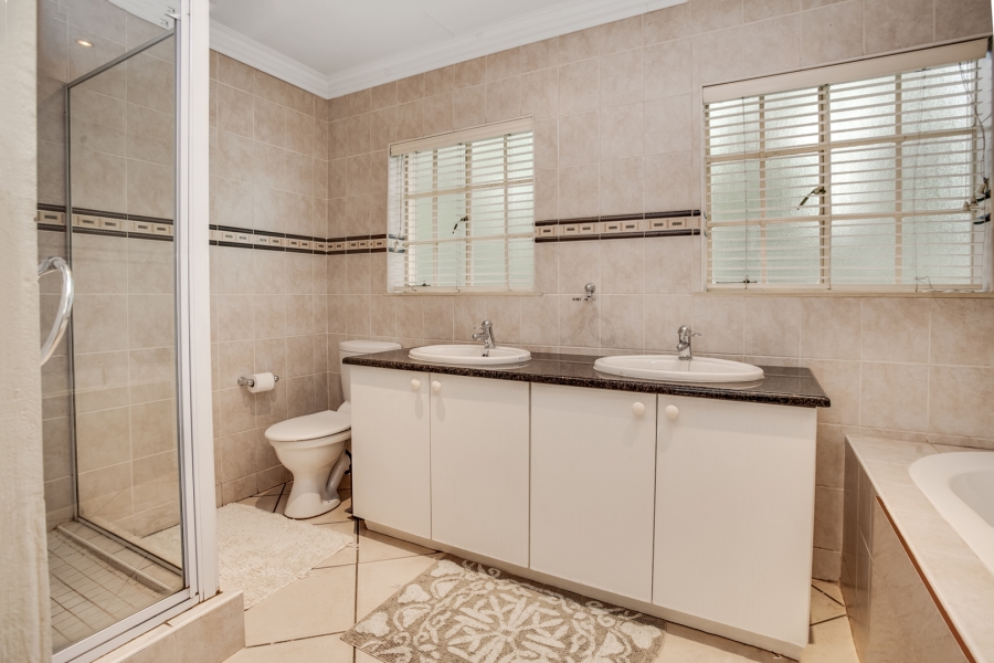 To Let 3 Bedroom Property for Rent in Craigavon Gauteng