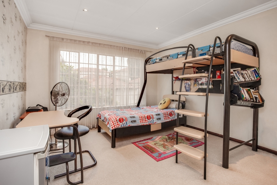 To Let 3 Bedroom Property for Rent in Craigavon Gauteng