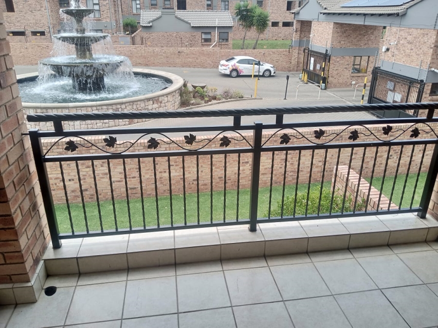 To Let 2 Bedroom Property for Rent in Ravenswood Gauteng