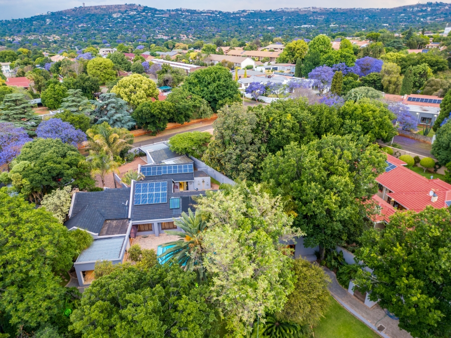 5 Bedroom Property for Sale in Fairland Gauteng