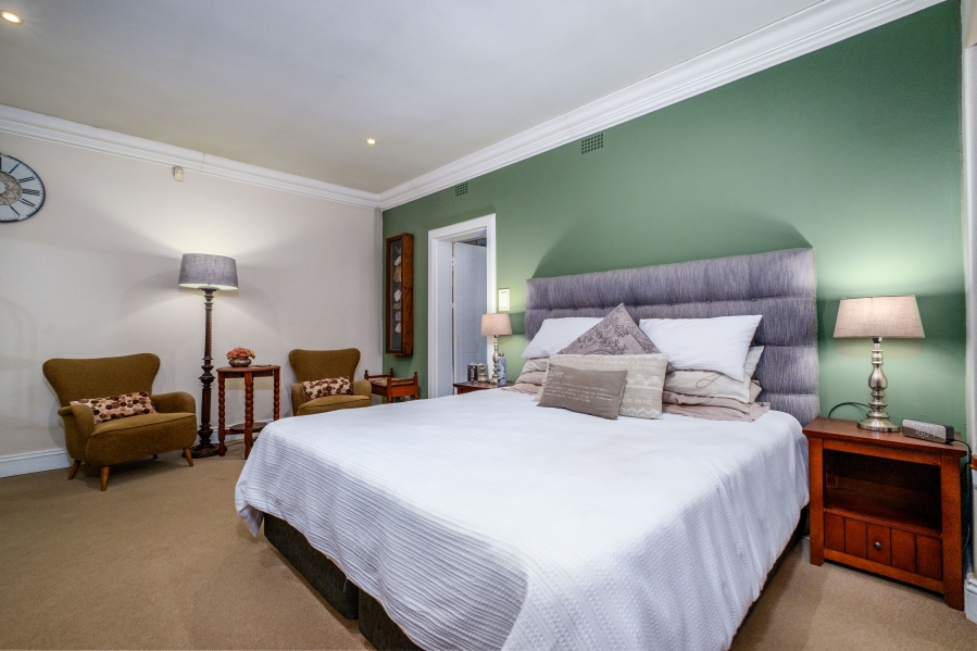 5 Bedroom Property for Sale in Fairland Gauteng