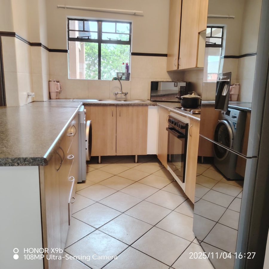 2 Bedroom Property for Sale in Noordwyk Gauteng