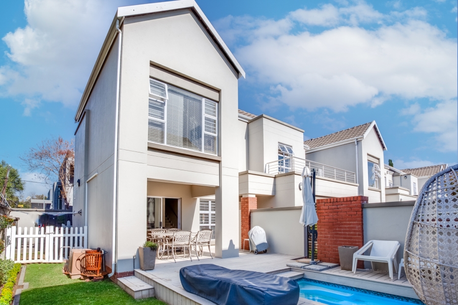 3 Bedroom Property for Sale in Bryanston Gauteng