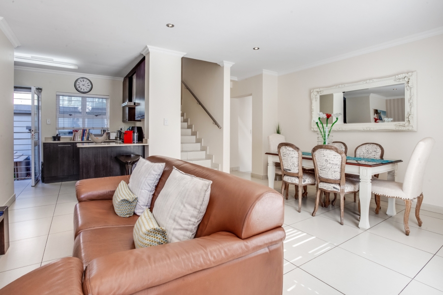 3 Bedroom Property for Sale in Bryanston Gauteng