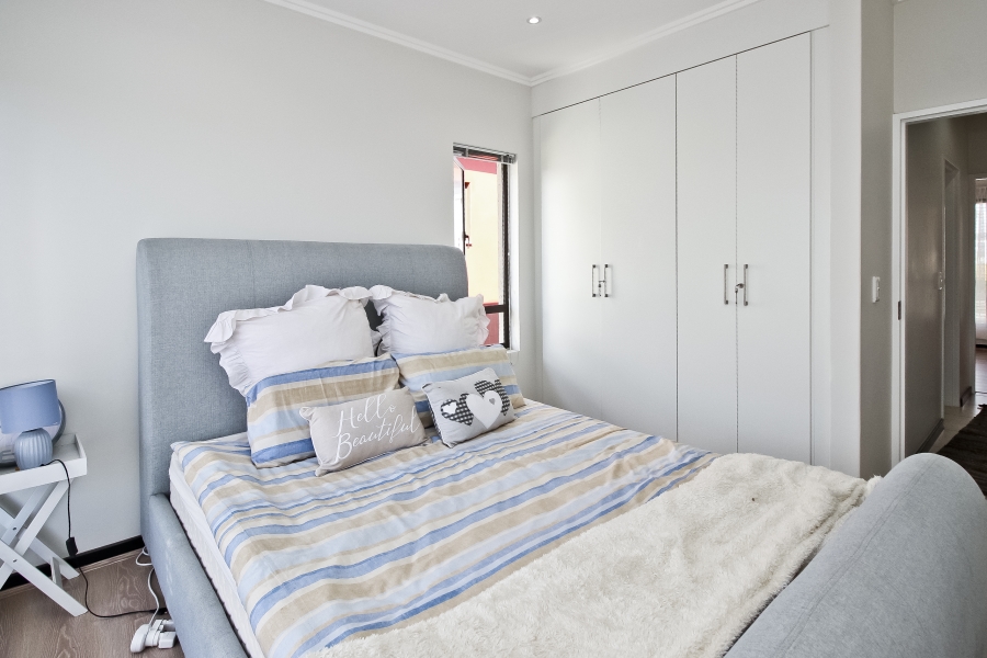 To Let 2 Bedroom Property for Rent in Barbeque Downs Gauteng