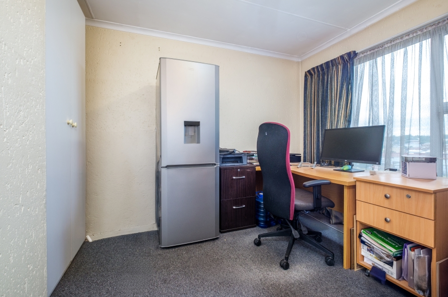 2 Bedroom Property for Sale in Bromhof Gauteng