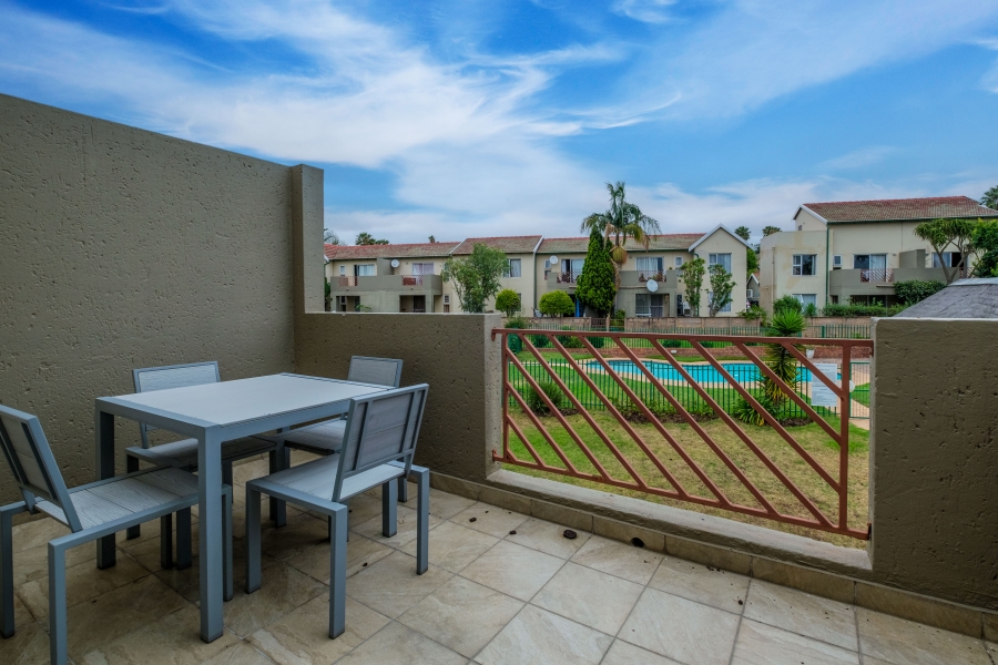 2 Bedroom Property for Sale in Bromhof Gauteng