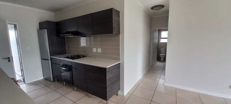 To Let 1 Bedroom Property for Rent in Olivedale Gauteng