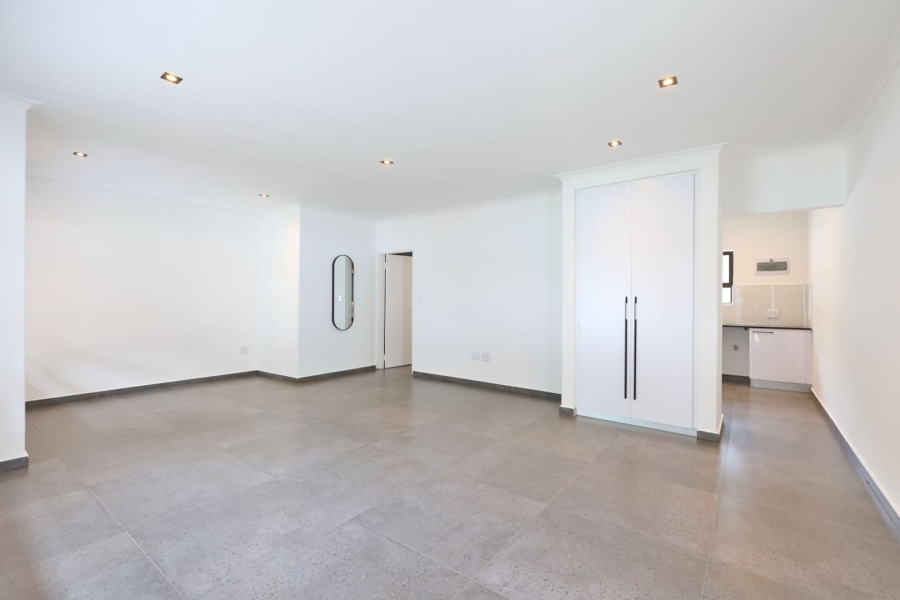 To Let 1 Bedroom Property for Rent in Blairgowrie Gauteng