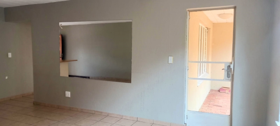 2 Bedroom Property for Sale in Malanshof Gauteng