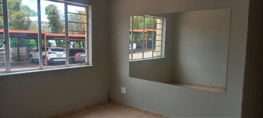 2 Bedroom Property for Sale in Malanshof Gauteng