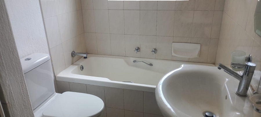 2 Bedroom Property for Sale in Malanshof Gauteng