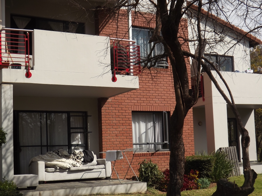 To Let 2 Bedroom Property for Rent in Jackal Creek Golf Estate Gauteng
