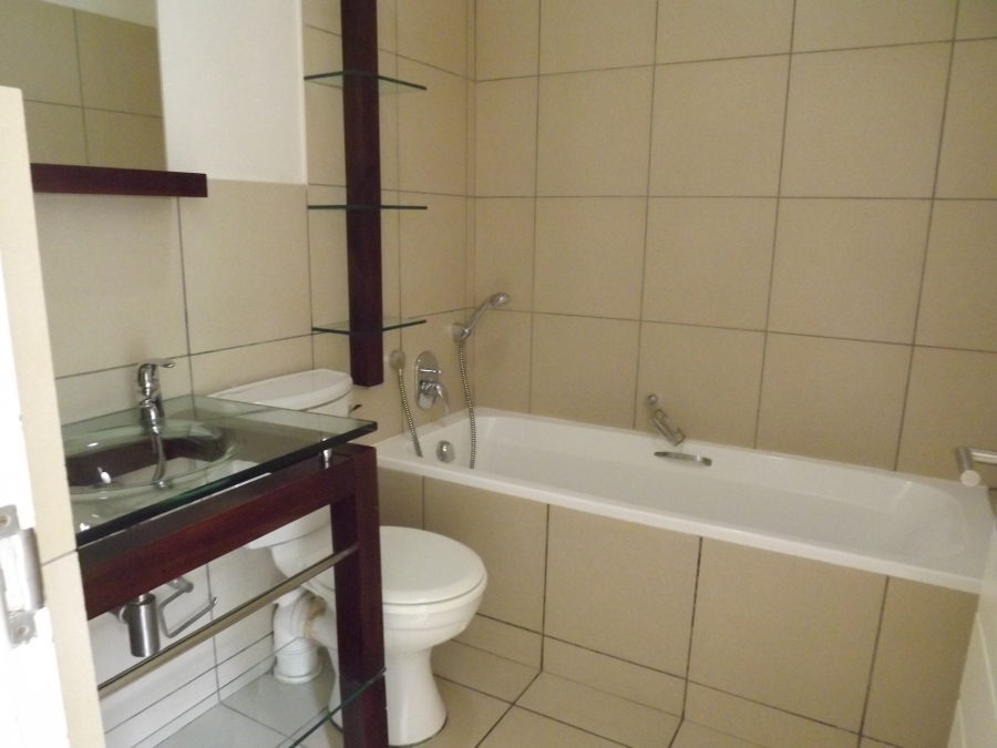 To Let 2 Bedroom Property for Rent in Jackal Creek Golf Estate Gauteng