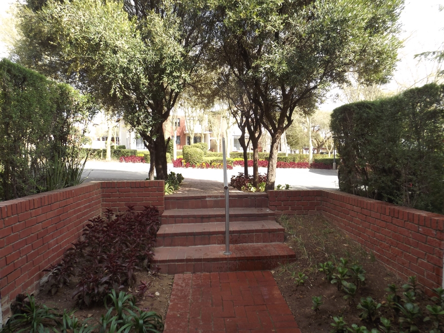 To Let 2 Bedroom Property for Rent in Jackal Creek Golf Estate Gauteng