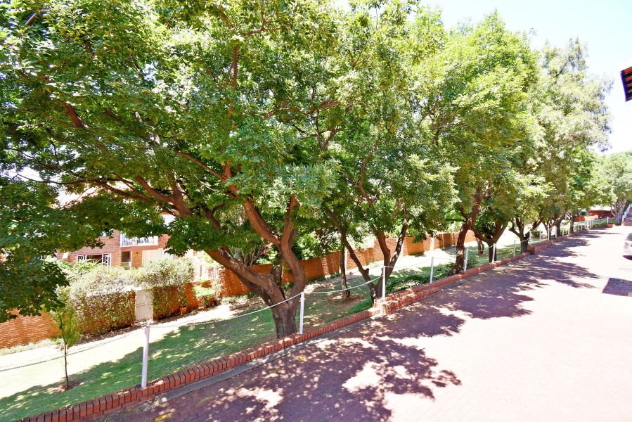 2 Bedroom Property for Sale in Northcliff Gauteng