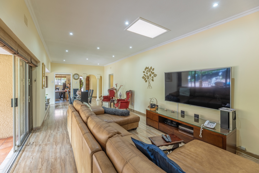 5 Bedroom Property for Sale in Bryanston Gauteng