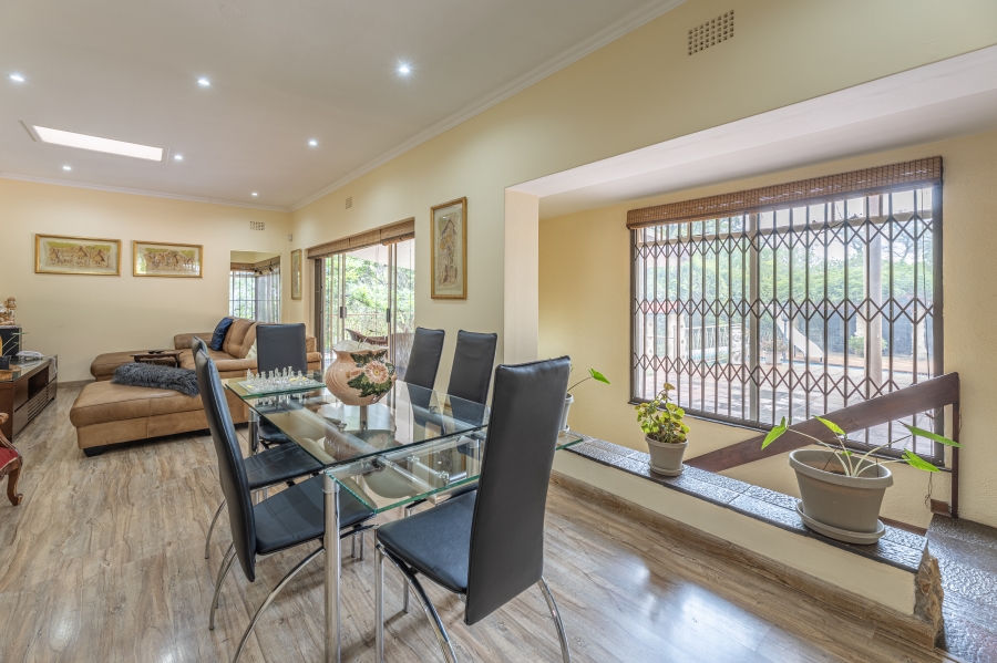 5 Bedroom Property for Sale in Bryanston Gauteng