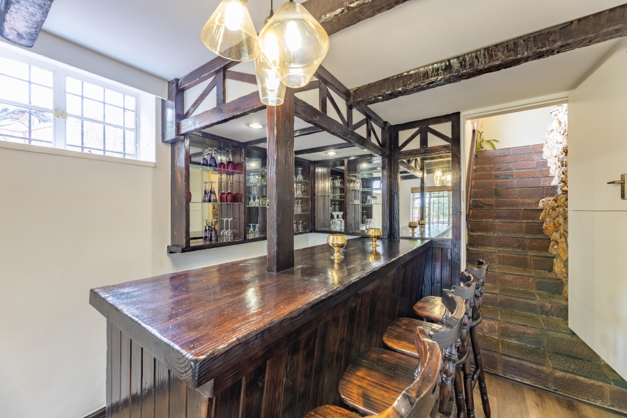 5 Bedroom Property for Sale in Bryanston Gauteng