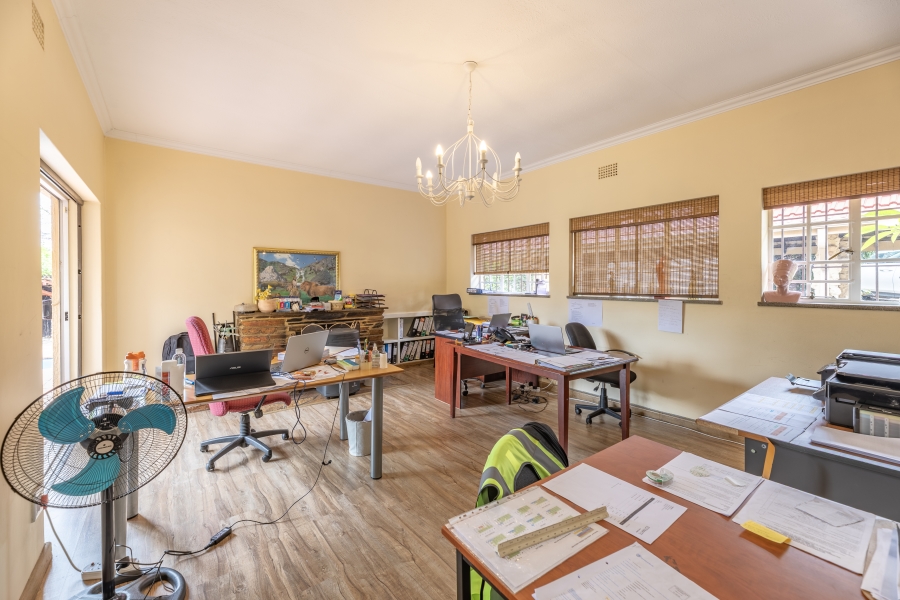 5 Bedroom Property for Sale in Bryanston Gauteng