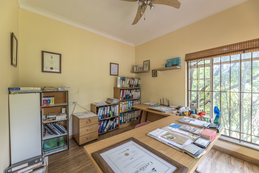 5 Bedroom Property for Sale in Bryanston Gauteng