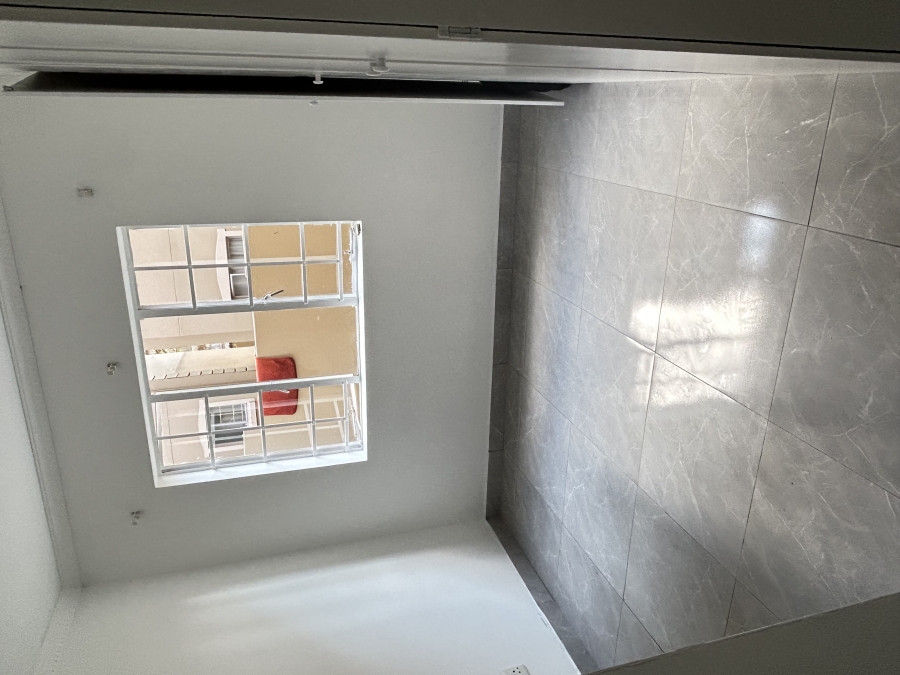 2 Bedroom Property for Sale in Noordhang Gauteng