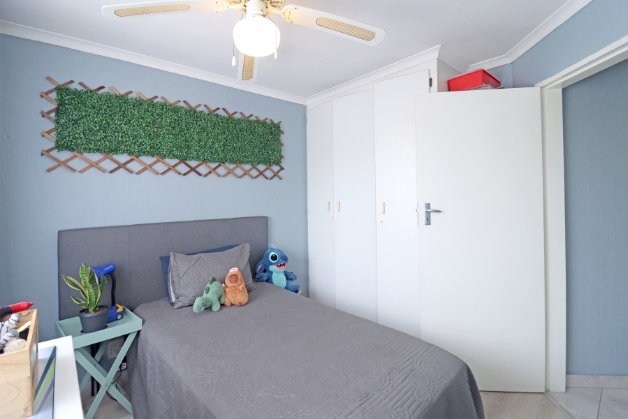 2 Bedroom Property for Sale in Sonneglans Gauteng