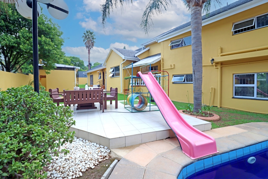 4 Bedroom Property for Sale in Northcliff Gauteng