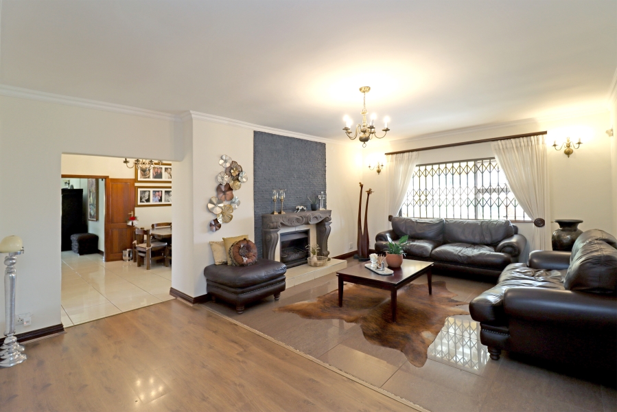 4 Bedroom Property for Sale in Northcliff Gauteng