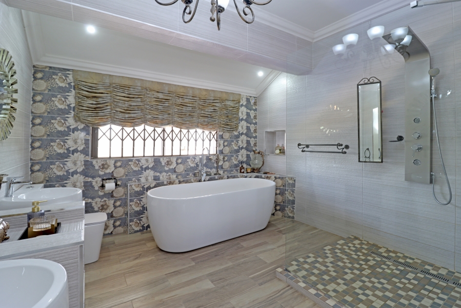 4 Bedroom Property for Sale in Northcliff Gauteng