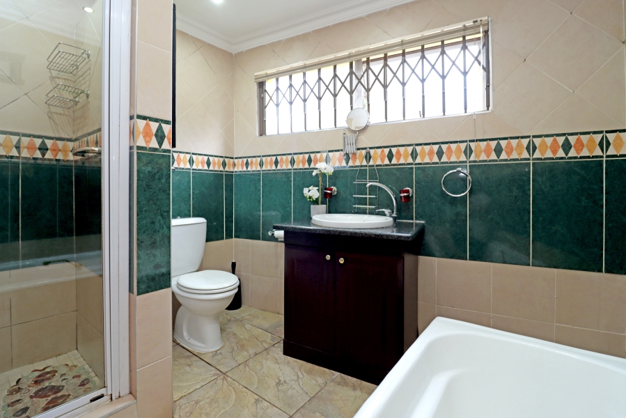 4 Bedroom Property for Sale in Northcliff Gauteng