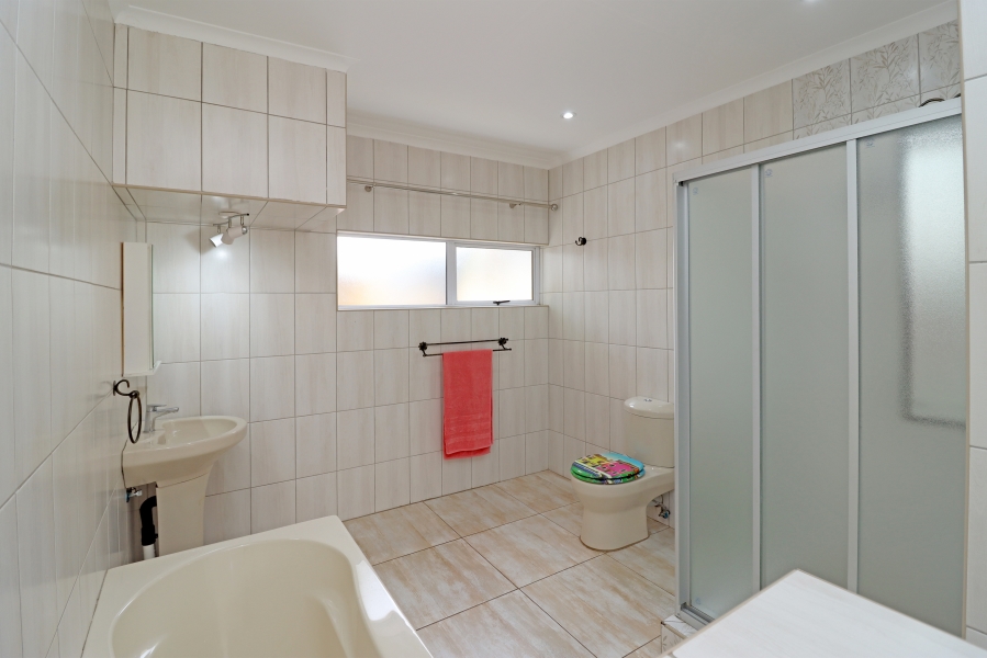 4 Bedroom Property for Sale in Northcliff Gauteng