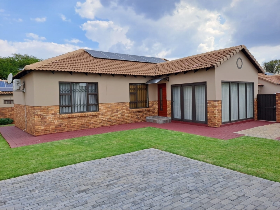 3 Bedroom Property for Sale in Kyalami Hills Gauteng