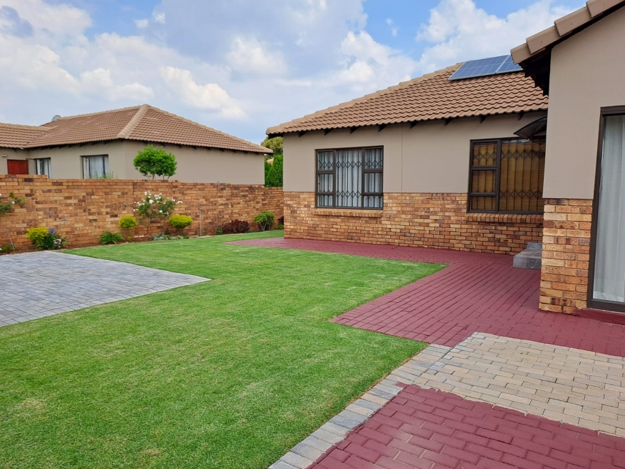 3 Bedroom Property for Sale in Kyalami Hills Gauteng