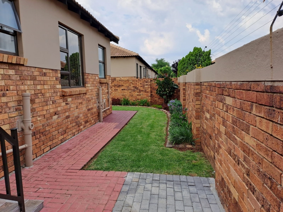 3 Bedroom Property for Sale in Kyalami Hills Gauteng